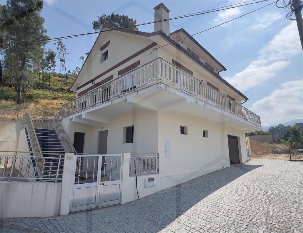 Moradia V5 em Remoães — Melgaço, Prado e Remoães - foto 2