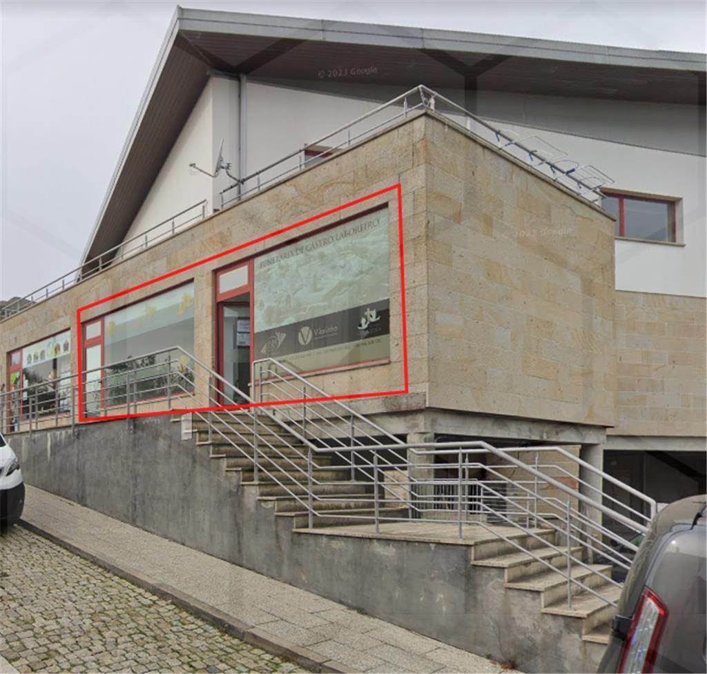 Estabelecimentos comerciais em Castro Laboreiro — Melgaço, Castro Laboreiro e Lamas de Mouro - foto 4