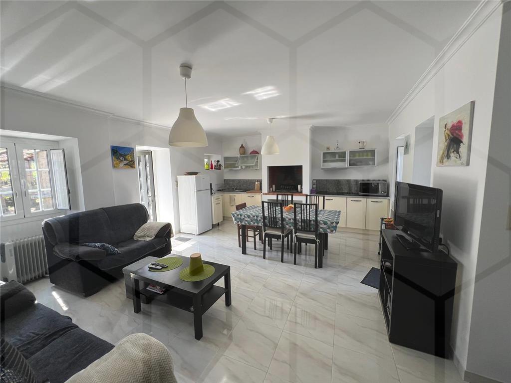 Moradia V3 recuperada, pronta a habitar, com terreno — Melgaço, Paderne - foto 3
