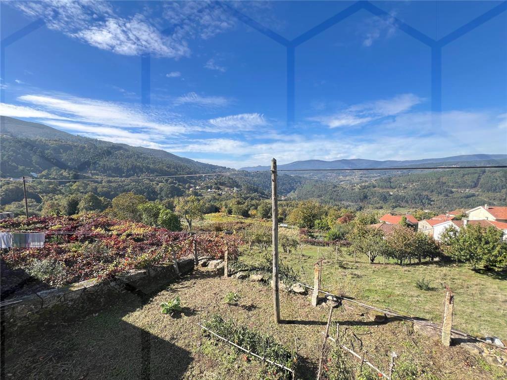 Conjunto de Moradias e Terrenos em Paços, Melgaço  //  Venda Conjunta ou Separada — Melgaço, Chaviães e Paços - foto 3